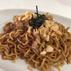 インスタントで簡単☆もやしの焼きそば